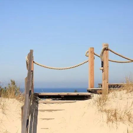 With Sauna And Pool, 4 Bedrooms Dom wakacyjny Choczewo