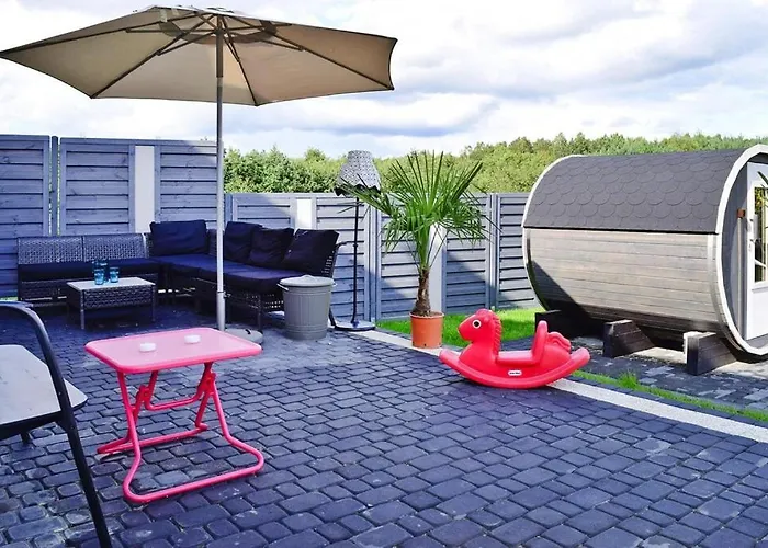 With Sauna And Pool, 4 Bedrooms *