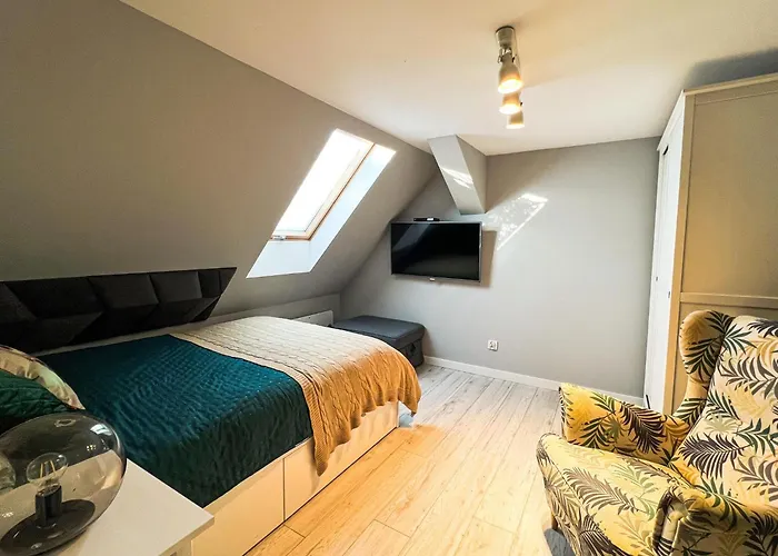 With Sauna And Pool, 4 Bedrooms 펜션 Choczewo