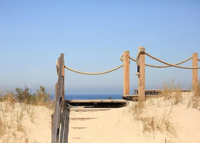 With Sauna And Pool, 4 Bedrooms 펜션 Choczewo